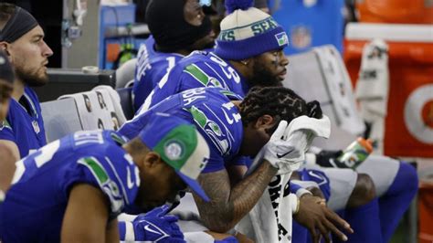 Seahawks’ third straight loss brings playoff hopes into question